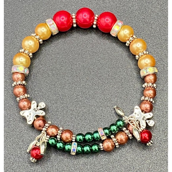 Red & Cream Faux Pearl with Gingerbread Men Memory Wire Bracelet by Neanie-Bot - Picture 2 of 2